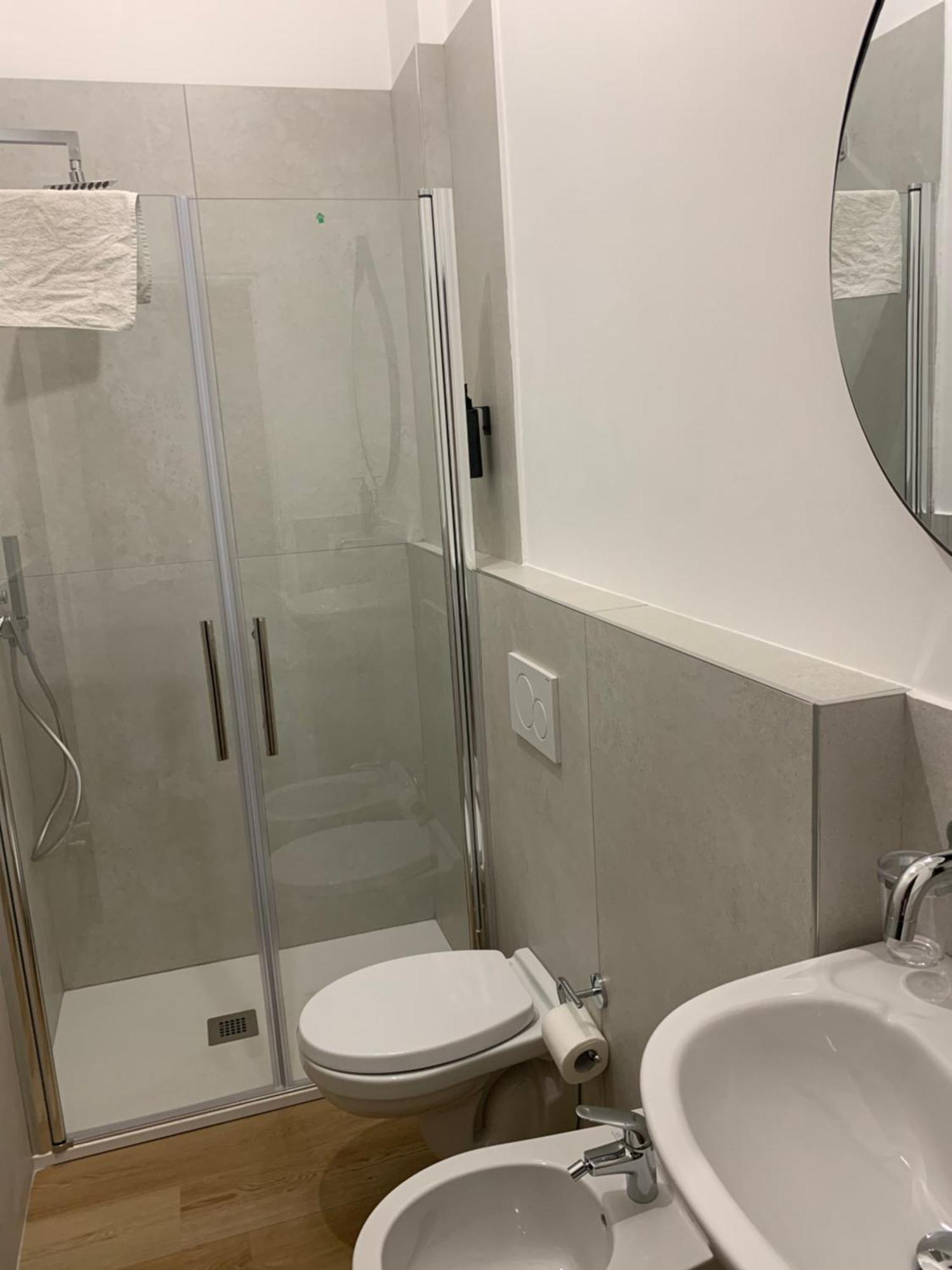 Riva Reno 4 Rooms 볼로냐 외부 사진